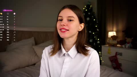 Aliza online show from December 2024 01:11:02 AM