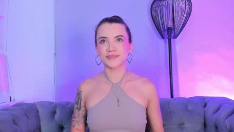 little aitana  online show from October 2025 04:21:01 AM