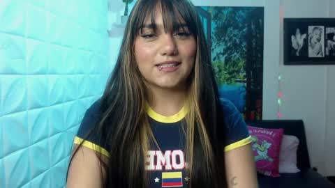 Aitana online show from January 2025 08:52:02 PM