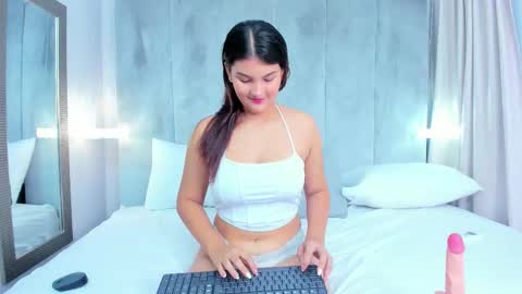  Aitana  online show from March 2026 11:37:01 AM