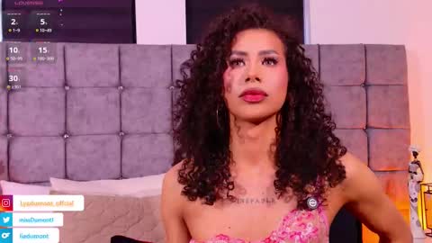 Queen Dumont   online show from February 2026 09:22:01 PM