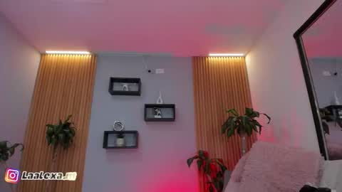 Aixa online show from November 2025 12:07:01 PM