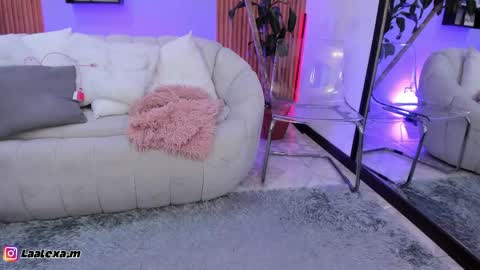 Aixa online show from April 2026 11:38:01 AM