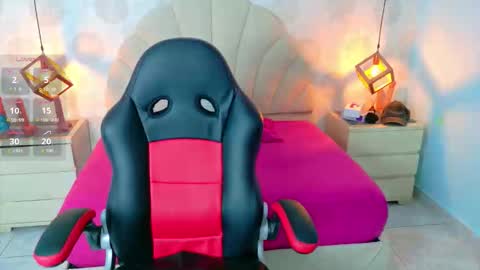 AIXA online show from November 2025 07:49:02 PM