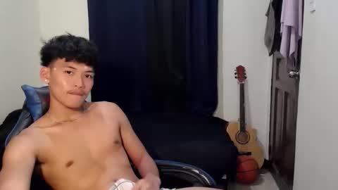 aj_daksxx online show from May 2026 07:02:02 AM