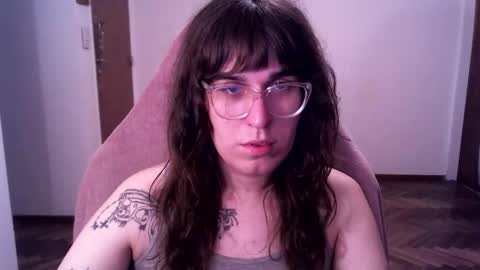 Snapshot of akamedolle chatting on December 2025 12:38:02 AM Veronica Akame 3 online show from December 2025 12:38:02 AM