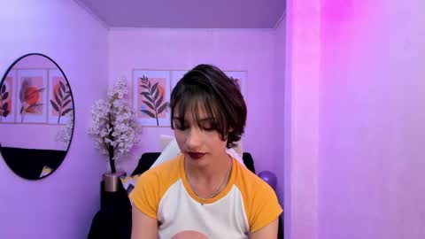 Snapshot of akaza_hakuji_ chatting on January 2025 03:39:02 PM Azaka online show from January 2025 03:39:02 PM