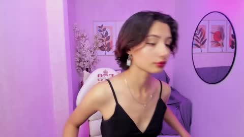 Snapshot of akaza_hakuji_ chatting on February 2025 12:44:02 PM Azaka online show from February 2025 12:44:02 PM