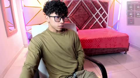 akazaboy online show from January 2025 04:13:01 AM