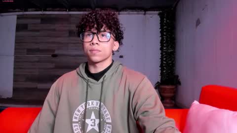 Snapshot of akazaboy chatting on March 2026 05:24:02 AM akazaboy online show from March 2026 05:24:02 AM