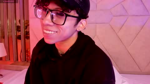 akazaboy online show from May 2026 05:24:02 AM