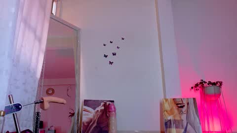 Akemi online show from September 2025 05:34:02 PM