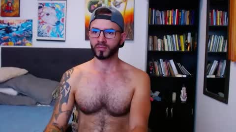 Snapshot of akiles_r chatting on December 2024 11:51:01 PM akiles online show from December 2024 11:51:01 PM