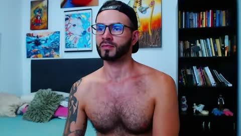 Snapshot of akiles_r chatting on January 2025 01:06:01 AM akiles online show from January 2025 01:06:01 AM