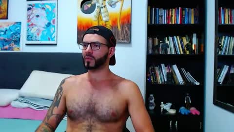 Snapshot of akiles_r chatting on January 2025 01:27:01 AM akiles online show from January 2025 01:27:01 AM