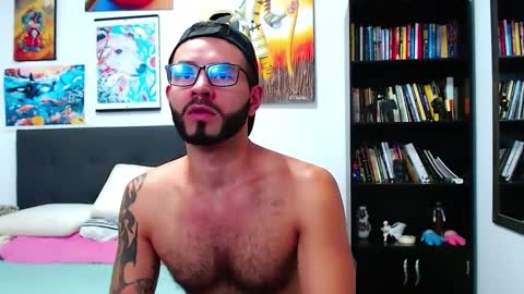 Snapshot of akiles_r chatting on January 2025 11:32:02 PM akiles online show from January 2025 11:32:02 PM