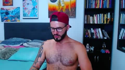 Snapshot of akiles_r chatting on February 2025 02:05:02 AM akiles online show from February 2025 02:05:02 AM