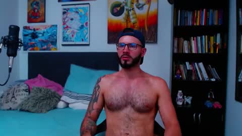 Snapshot of akiles_r chatting on February 2025 09:14:02 PM akiles online show from February 2025 09:14:02 PM
