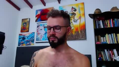 akiles online show from October 2025 12:22:02 AM