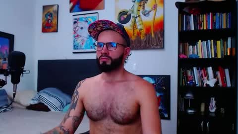 akiles online show from November 2025 10:19:02 PM