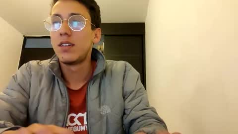 Snapshot of akilesbailo chatting on January 2025 08:42:01 PM My love online show from January 2025 08:42:01 PM