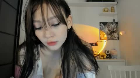 Snapshot of akime_girl chatting on December 2025 03:26:02 AM Akime online show from December 2025 03:26:02 AM