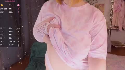 Aki online show from April 2026 10:29:02 PM