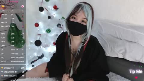 Amilia online show from December 2025 06:57:02 PM