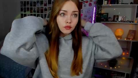 Snapshot of akirakatsu chatting on September 2025 11:26:01 AM Akira online show from September 2025 11:26:01 AM