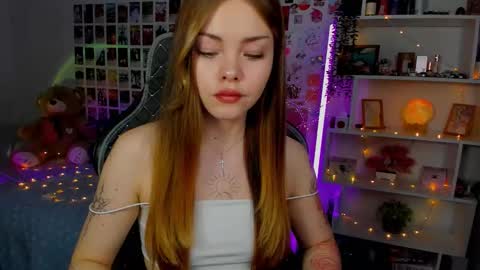 Snapshot of akirakatsu chatting on October 2025 10:32:02 AM Akira online show from October 2025 10:32:02 AM