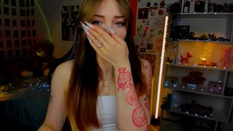 Snapshot of akirakatsu chatting on December 2025 11:06:01 AM Akira online show from December 2025 11:06:01 AM