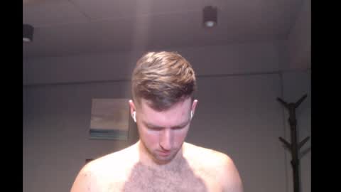 Snapshot of al3xzanderth3gr3at chatting on January 2025 01:13:02 PM Alex online show from January 2025 01:13:02 PM