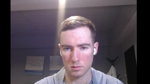 Snapshot of al3xzanderth3gr3at chatting on February 2025 08:50:02 AM Alex online show from February 2025 08:50:02 AM