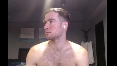 Snapshot of al3xzanderth3gr3at chatting on February 2025 07:05:01 AM Alex online show from February 2025 07:05:01 AM