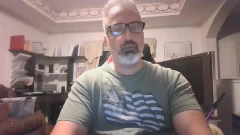 aladdin31673 online show from November 2025 02:12:02 AM