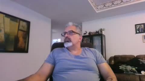 aladdin31673 online show from April 2026 11:46:02 PM