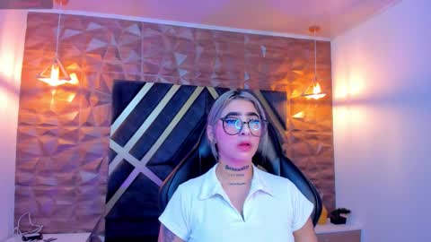 ALAHIA online show from October 2025 11:20:02 AM