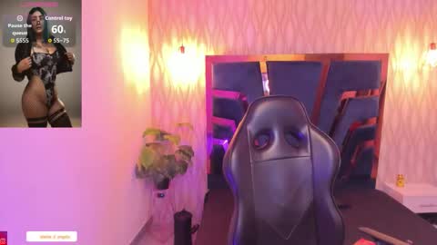 ALAHIA online show from December 2025 05:53:01 PM