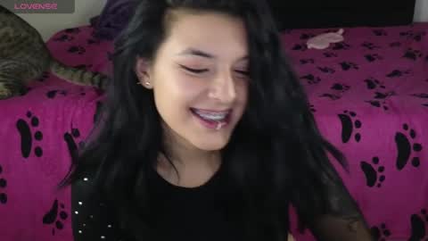 Snapshot of alahia_demon chatting on December 2024 08:08:02 AM alahia online show from December 2024 08:08:02 AM