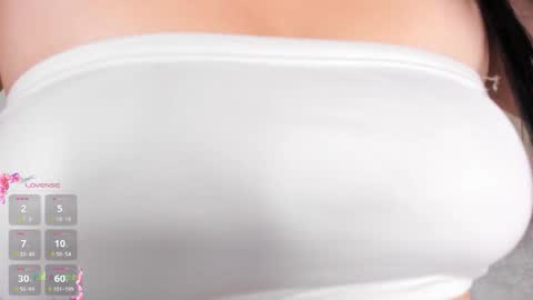 Snapshot of alahia_hank chatting on October 2025 03:02:02 PM alahia_hank online show from October 2025 03:02:02 PM