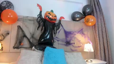 Snapshot of alahia_hank chatting on October 2025 07:04:02 PM alahia_hank online show from October 2025 07:04:02 PM