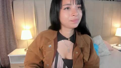 Snapshot of alahia_hank chatting on November 2025 07:27:02 PM alahia_hank online show from November 2025 07:27:02 PM