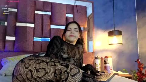 ALahiia Lee online show from April 2026 11:57:01 AM