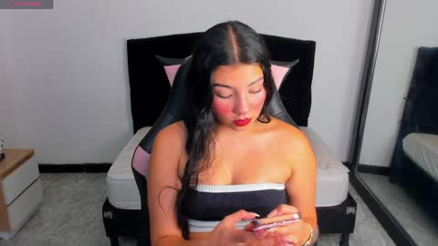 Carol perez online show from April 2026 08:57:02 PM
