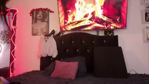 Snapshot of alaia_asuka chatting on October 2025 02:11:02 AM Alaia online show from October 2025 02:11:02 AM