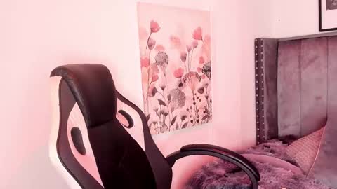 Alaia Carter online show from December 2025 03:48:01 AM