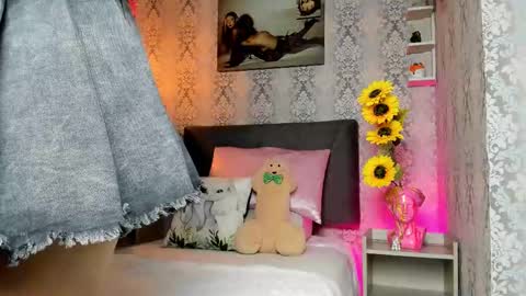 Alaia online show from March 2026 10:57:02 PM