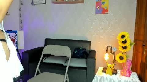Snapshot of alaia_love77 chatting on April 2026 05:12:02 PM Alaia online show from April 2026 05:12:02 PM
