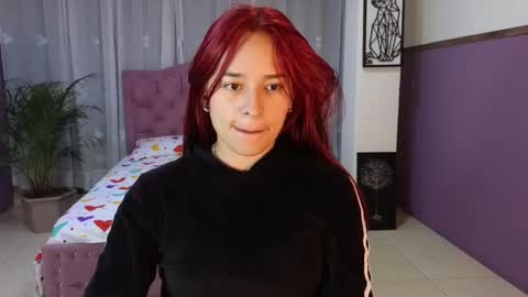 Snapshot of alaia_skater chatting on October 2025 10:35:02 AM Alaia Skater online show from October 2025 10:35:02 AM