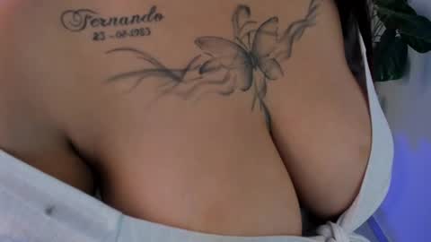 alaia_soto online show from November 2025 09:57:01 PM